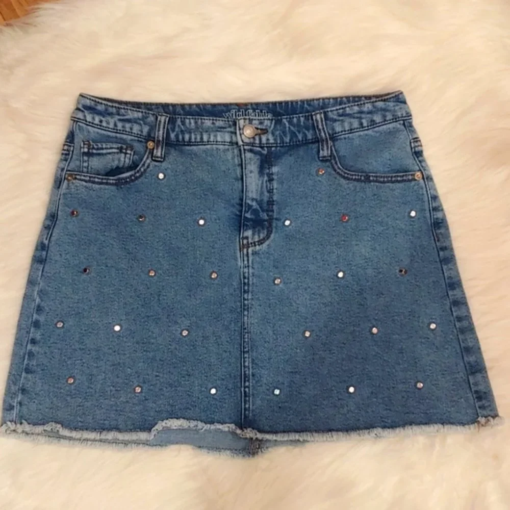 Wild Fable jean skirt with silver hardware JR14 - Picture 1 of 4